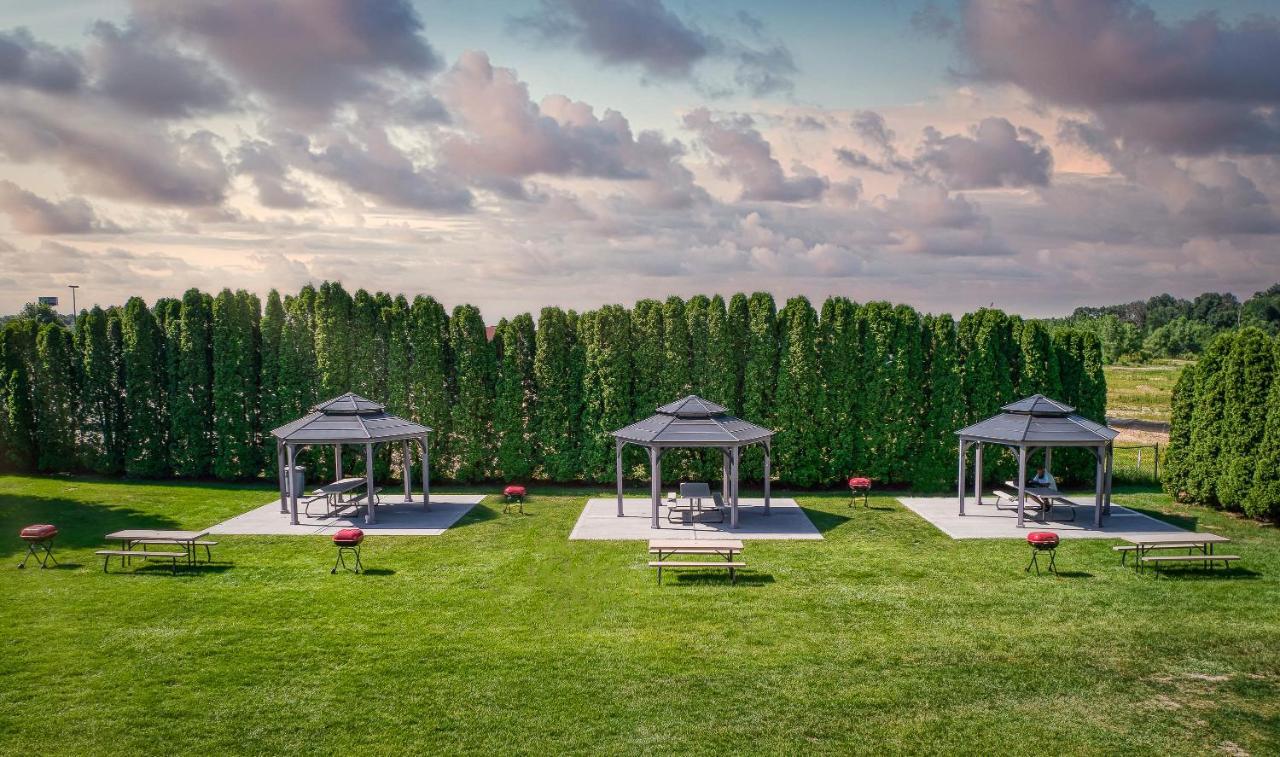 Grand Marquis Waterpark Hotel & Suites Lake Delton Εξωτερικό φωτογραφία